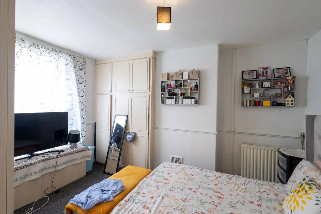 2 bedroom terraced house for rent