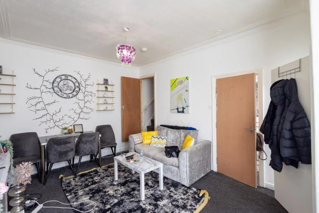 2 bedroom terraced house for rent
