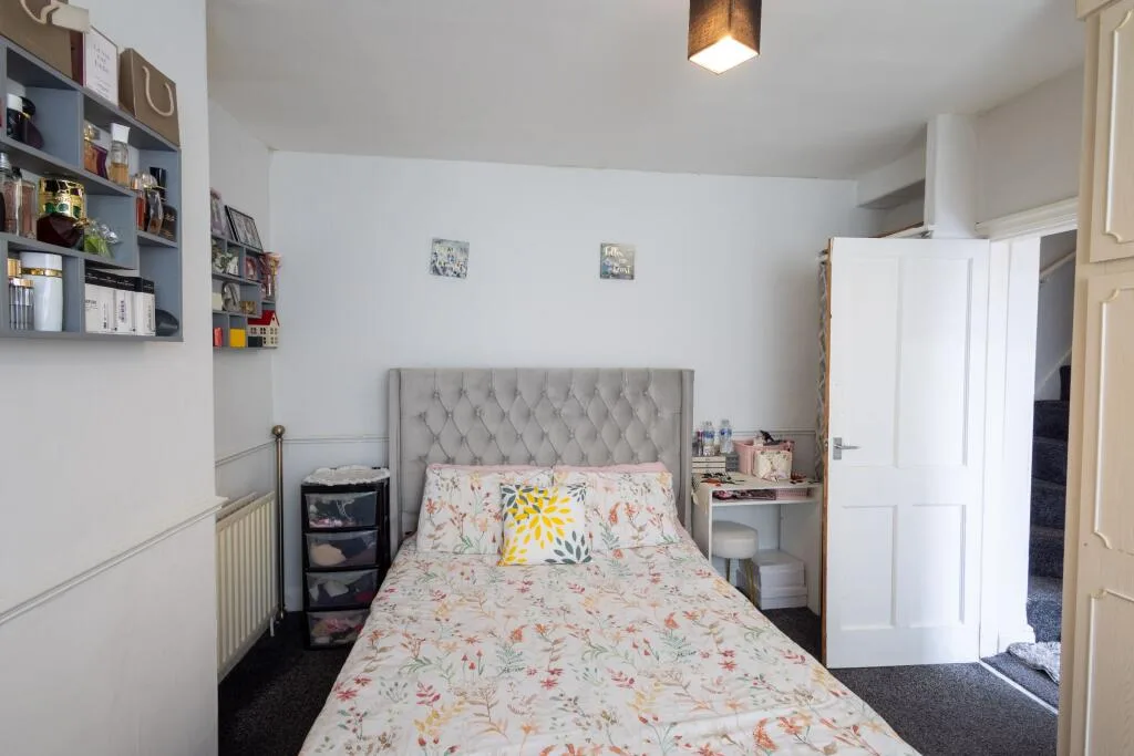 2 bedroom terraced house for rent