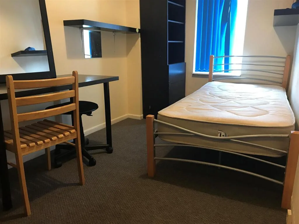 4 bedroom terraced house for rent