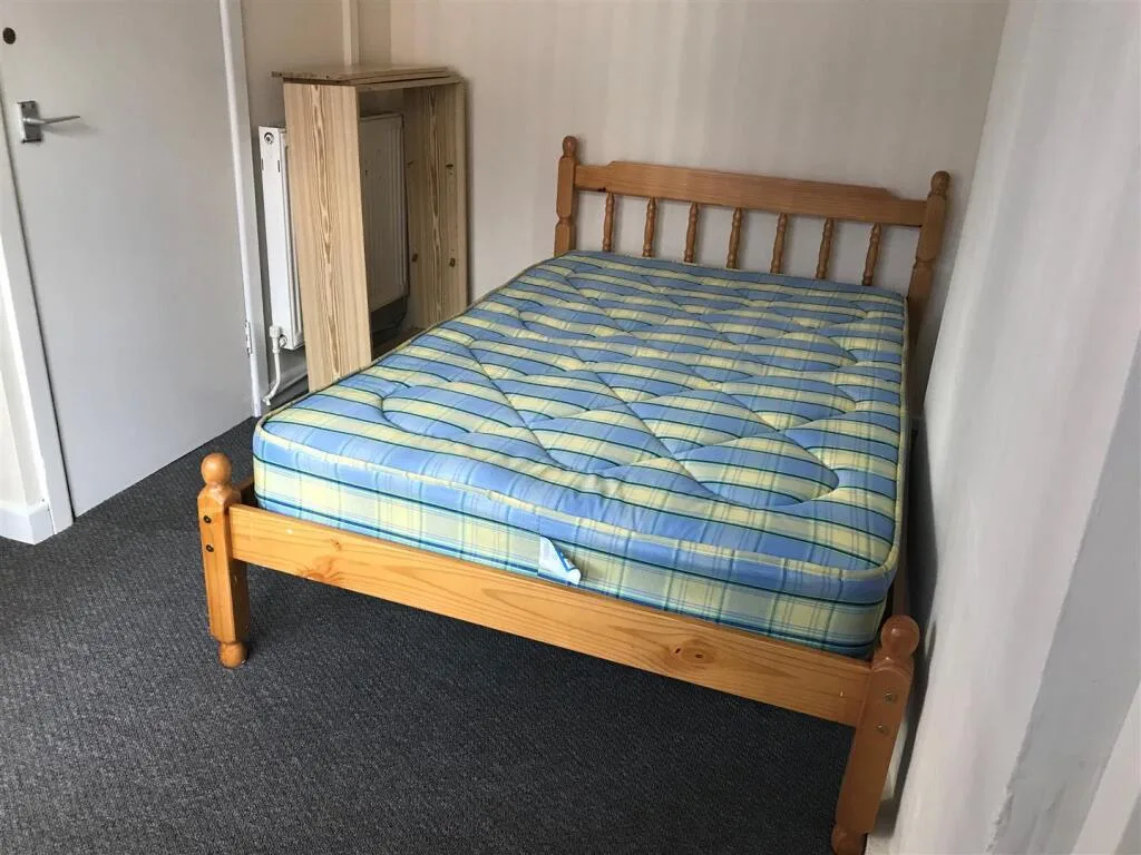 4 bedroom terraced house for rent