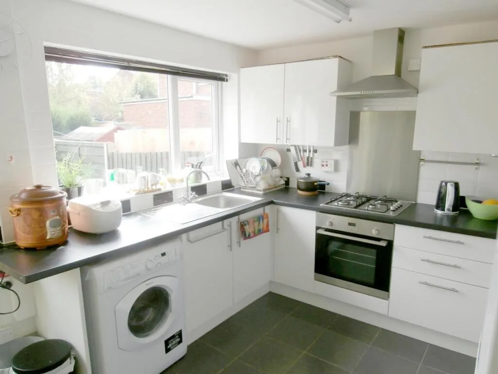4 bedroom terraced house for rent