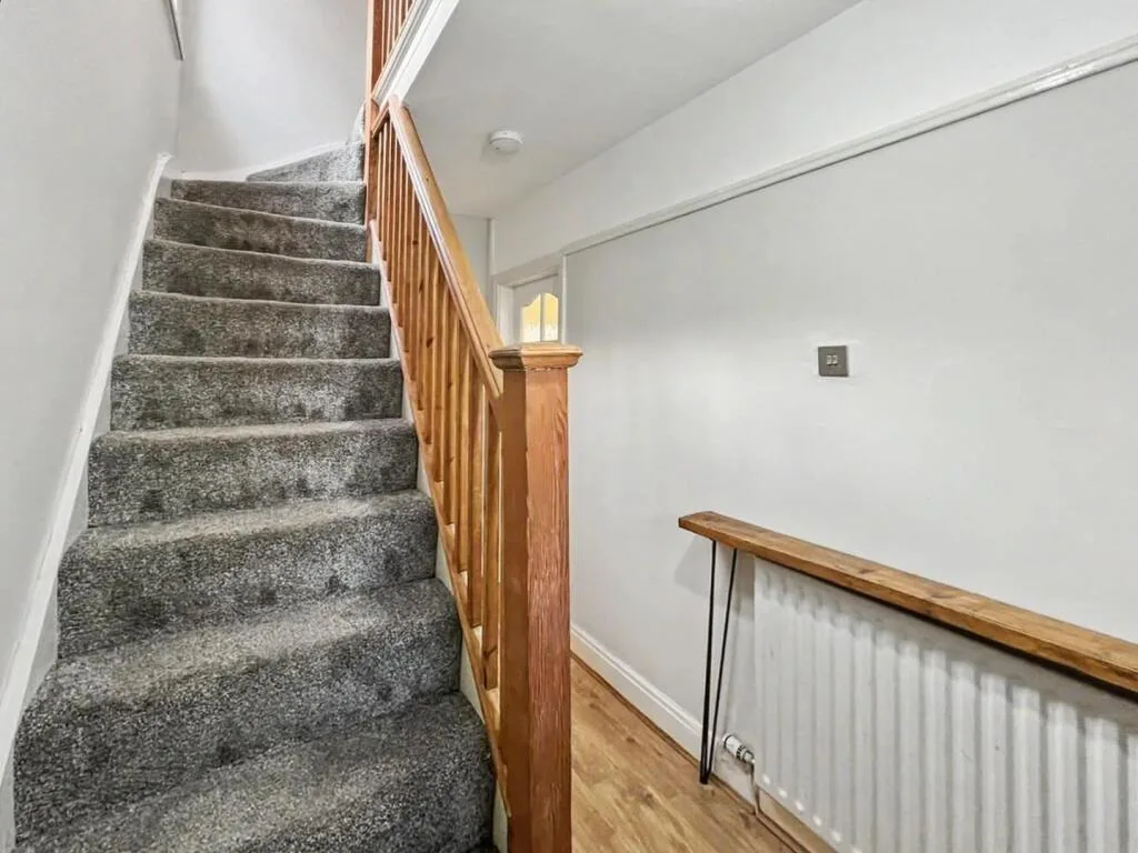 3 bedroom semi-detached house for rent