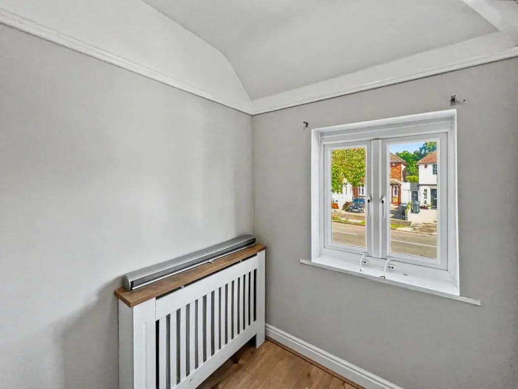 3 bedroom semi-detached house for rent