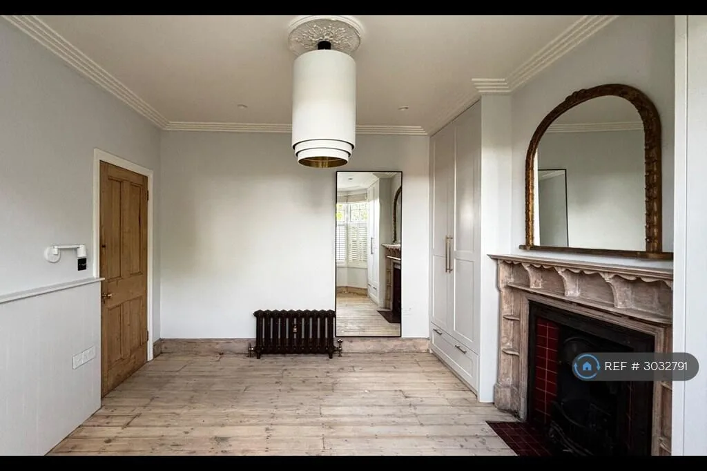2 bedroom maisonette for rent