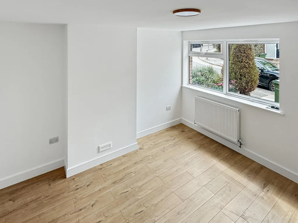 3 bedroom end of terrace house for rent