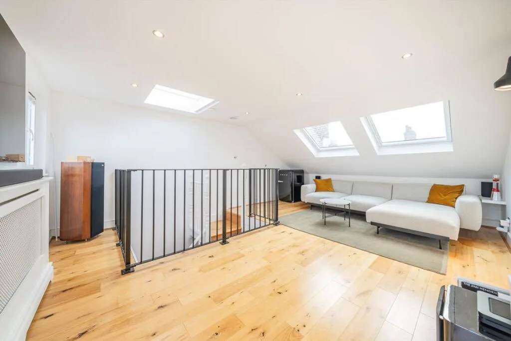 4 bedroom terraced house for rent
