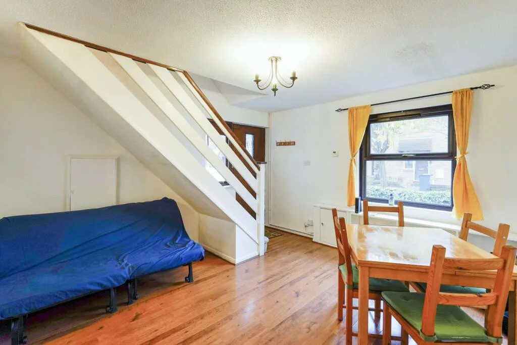 2 bedroom terraced house for rent