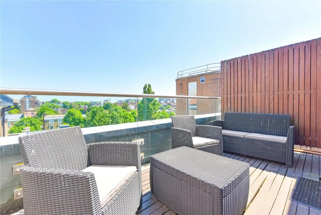 3 bedroom duplex for rent