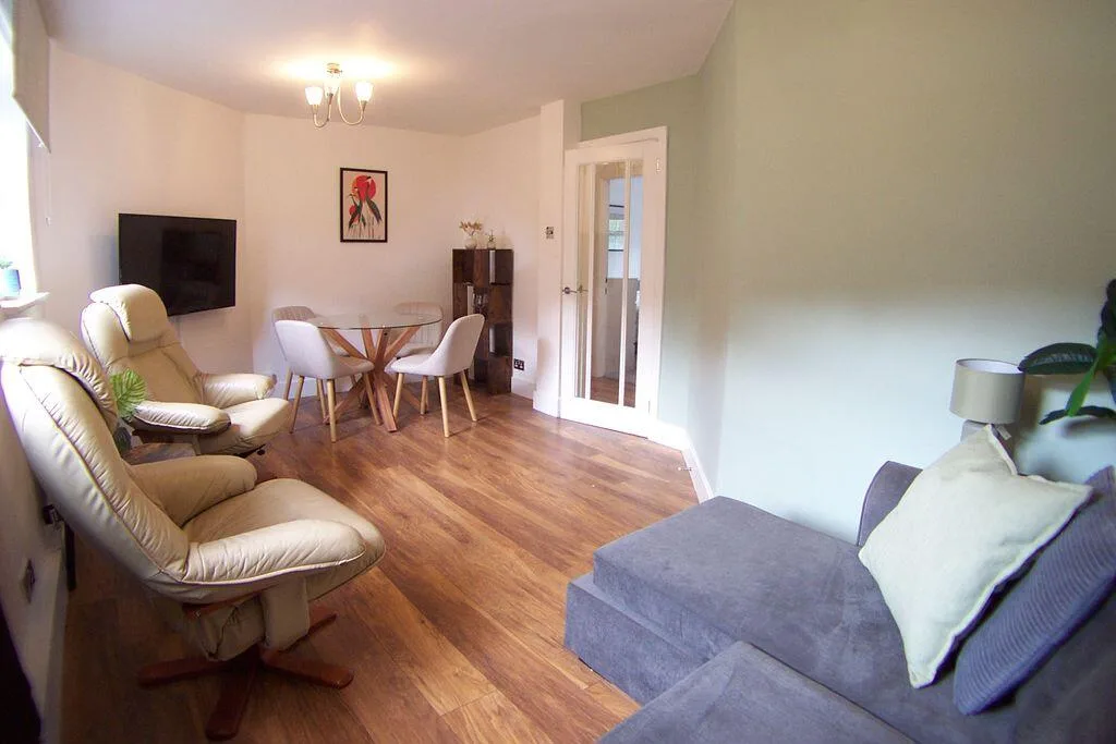 3 bedroom flat for rent