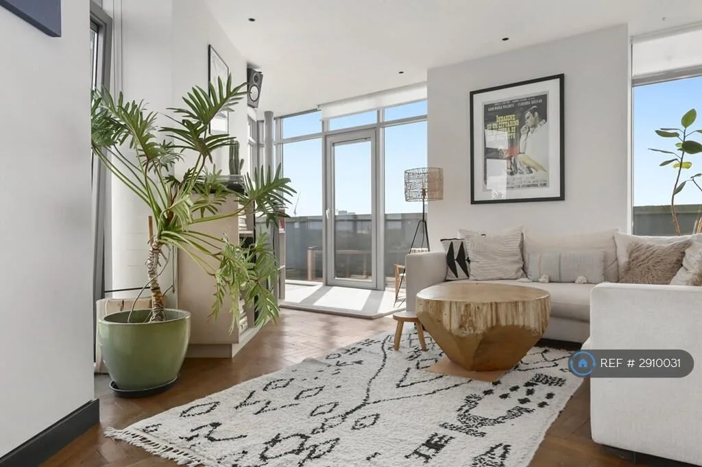 2 bedroom penthouse for rent