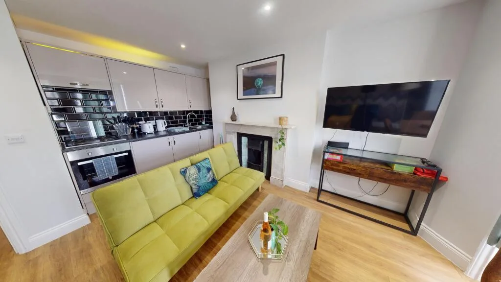 2 bedroom flat for rent