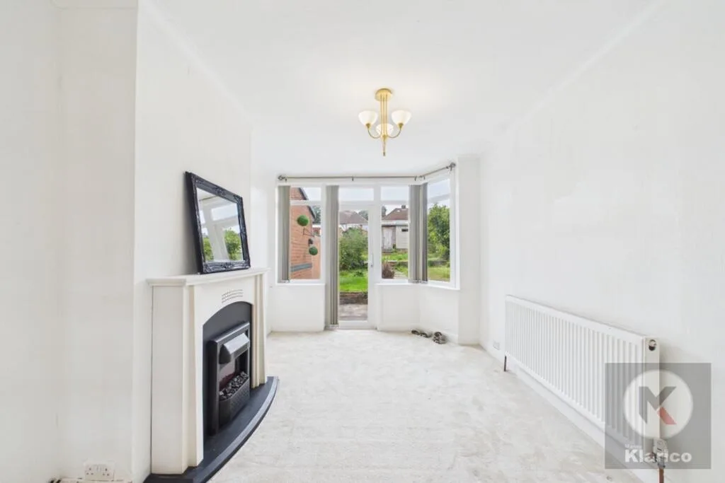3 bedroom semi-detached house for rent