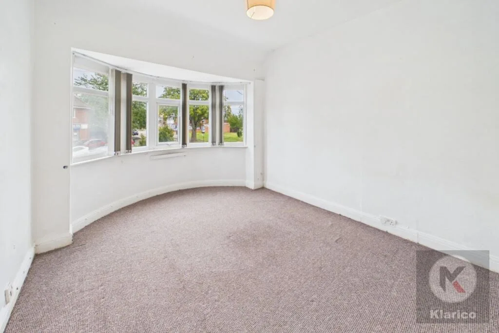 3 bedroom semi-detached house for rent