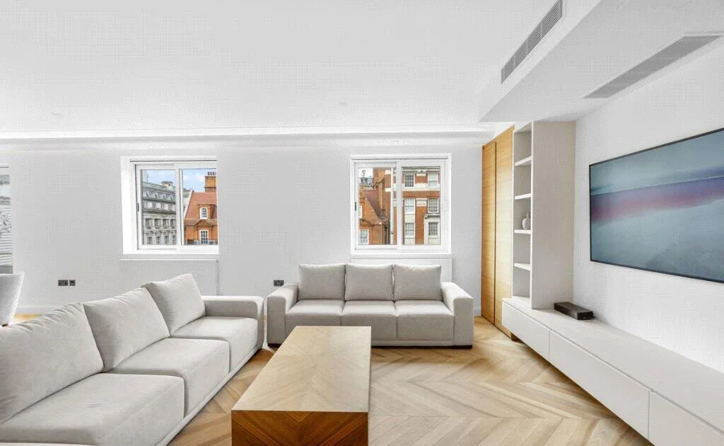 3 bedroom flat for rent