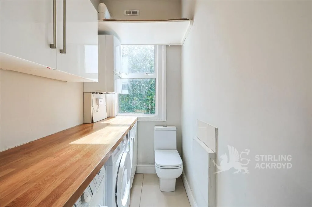 3 bedroom maisonette for rent