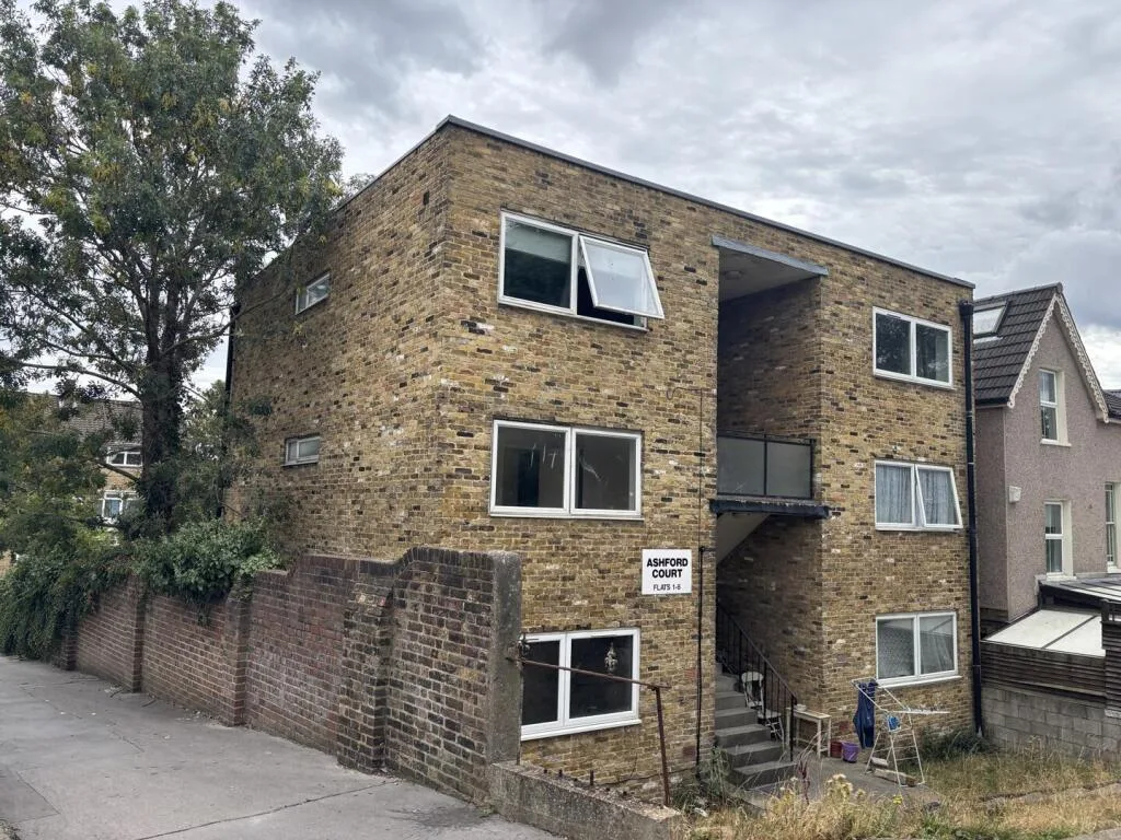 2 bedroom flat for rent