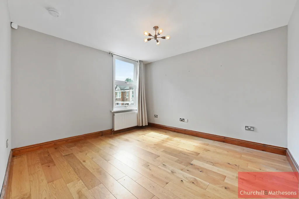 3 bedroom maisonette for rent