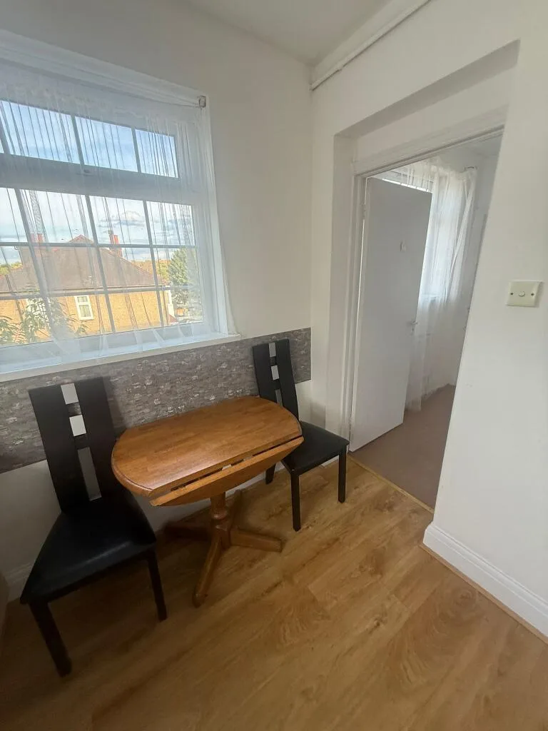 1 bedroom maisonette for rent