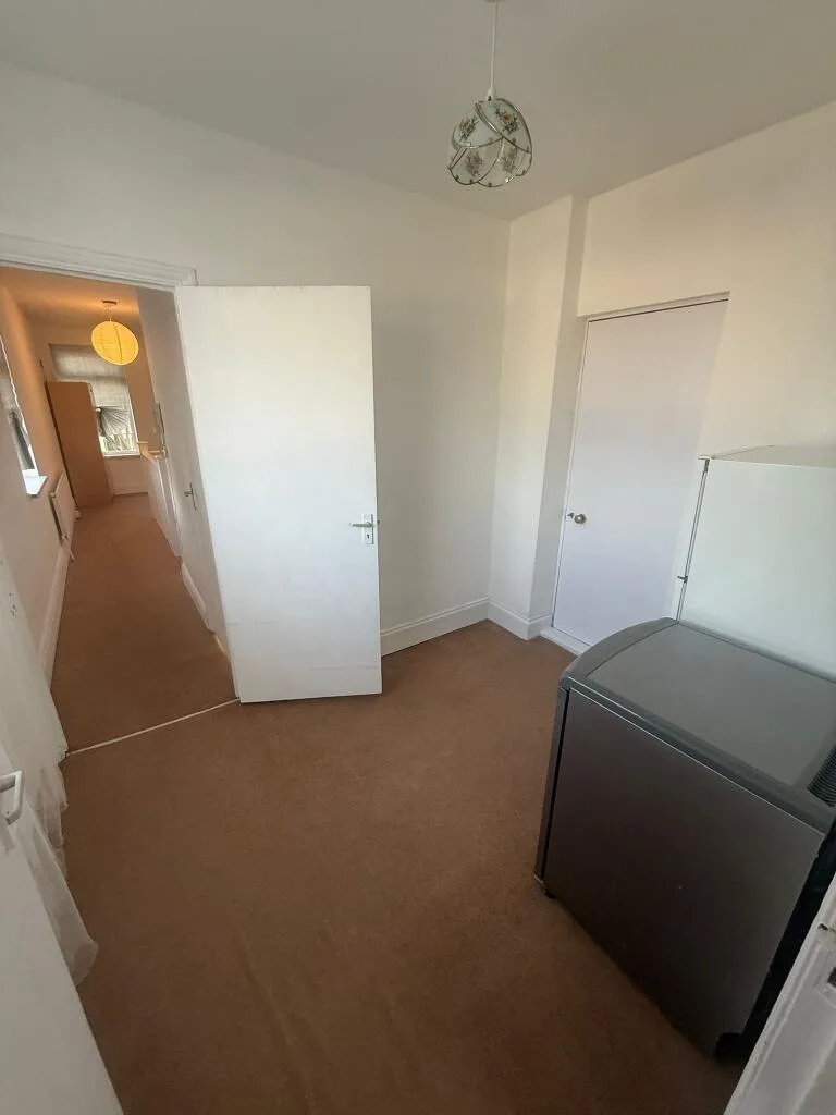 1 bedroom maisonette for rent