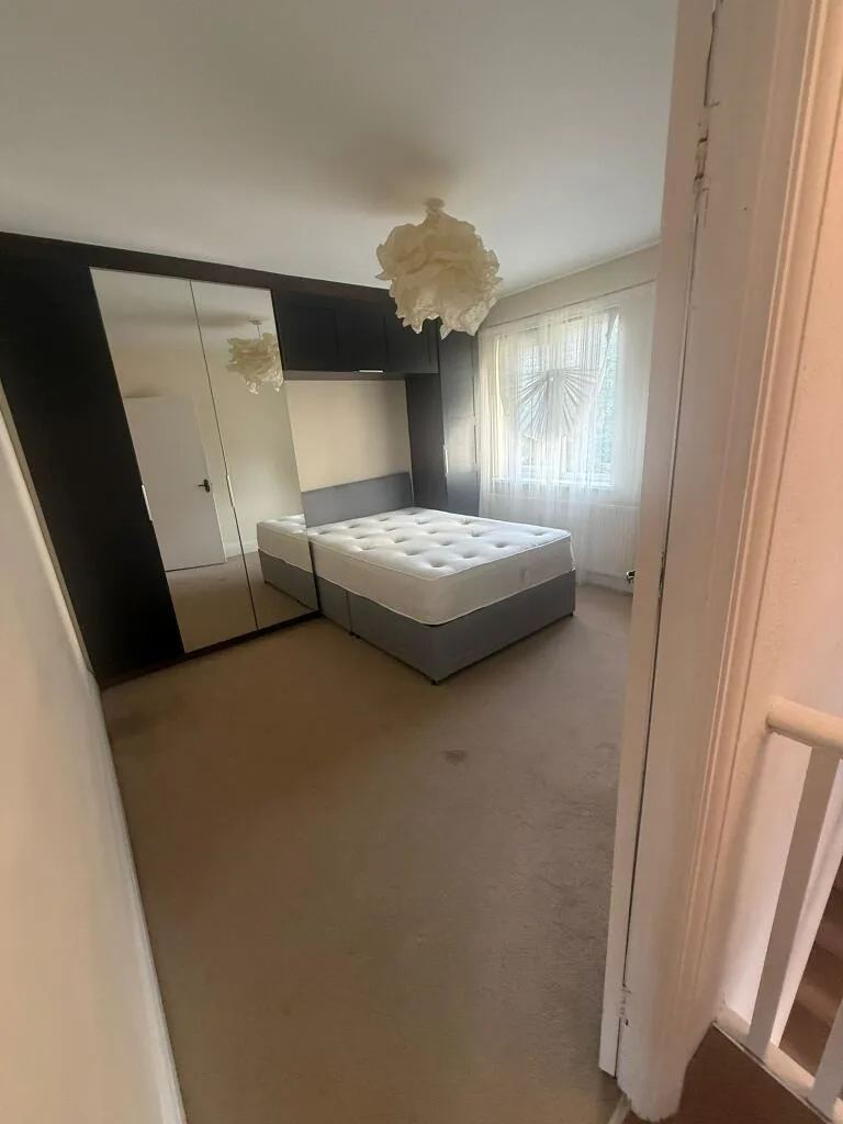 1 bedroom maisonette for rent