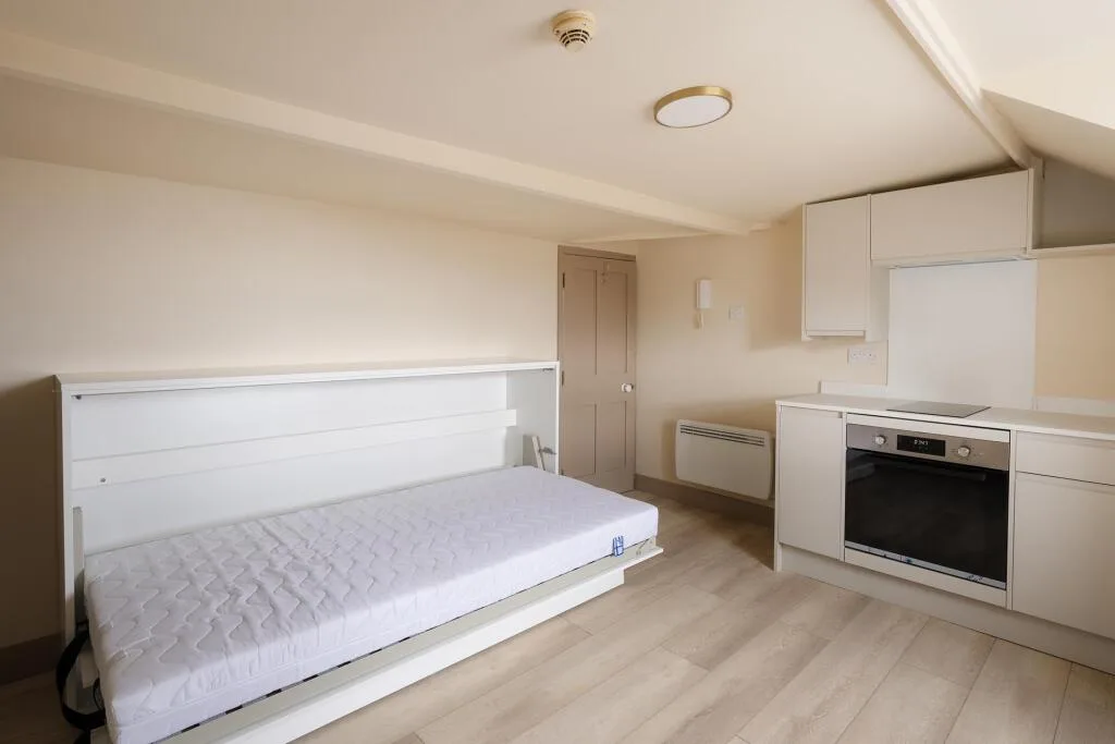Studio flat for rent