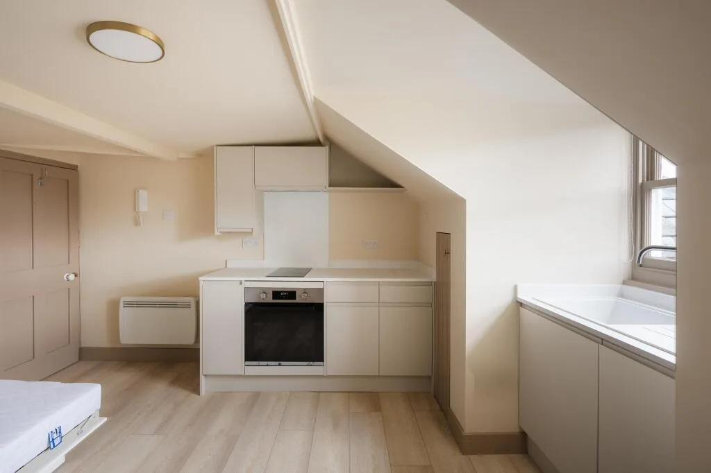Studio flat for rent