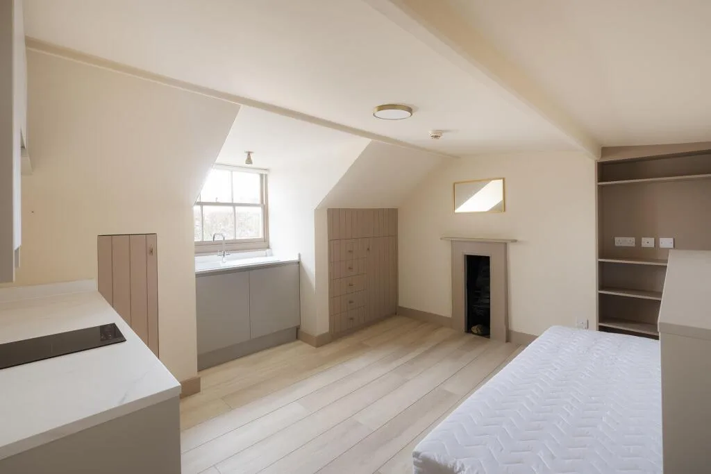 Studio flat for rent