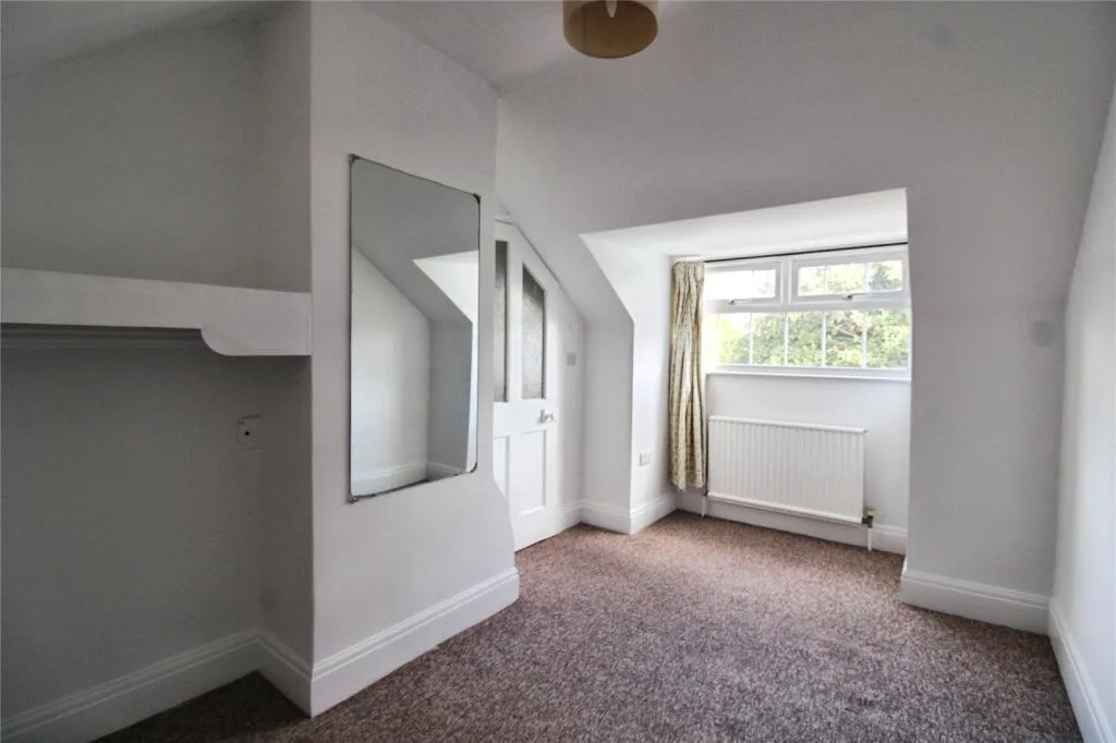 3 bedroom semi-detached house for rent
