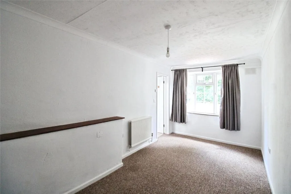 3 bedroom semi-detached house for rent