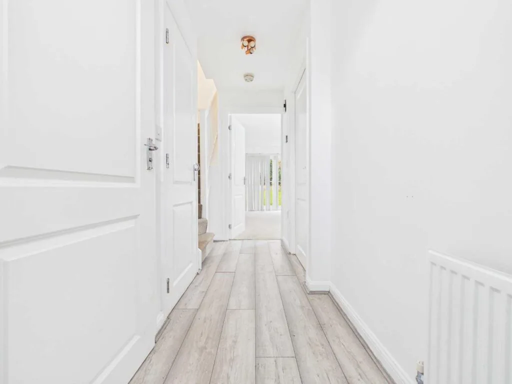 3 bedroom semi-detached house for rent