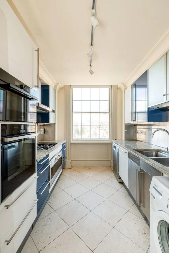 4 bedroom apartment for rent