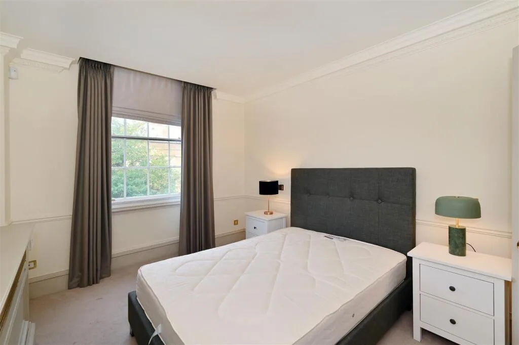 4 bedroom flat for rent