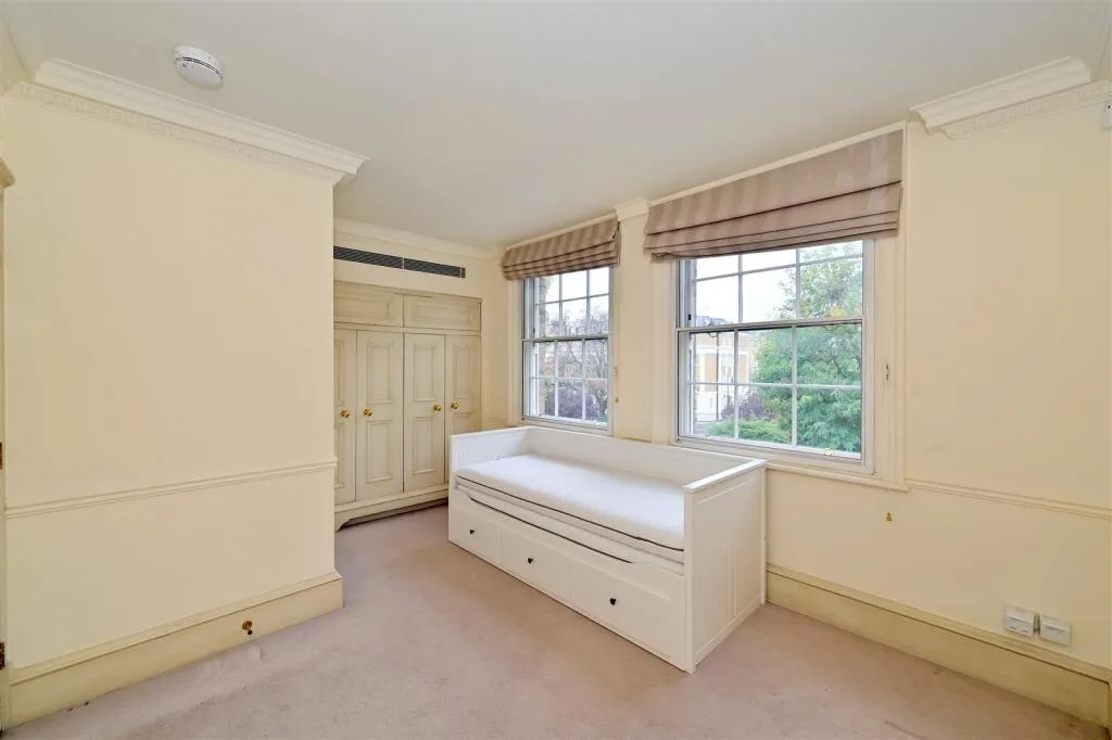 4 bedroom flat for rent