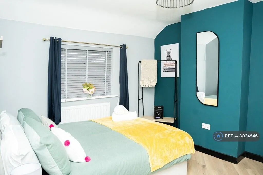2 bedroom end of terrace house for rent