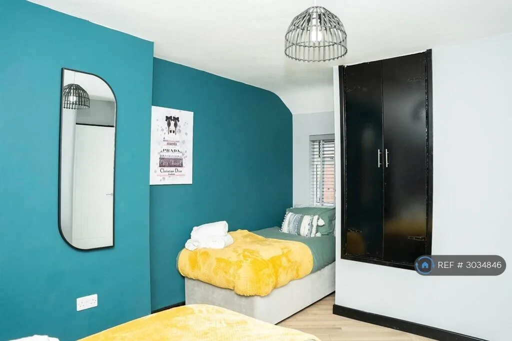 2 bedroom end of terrace house for rent