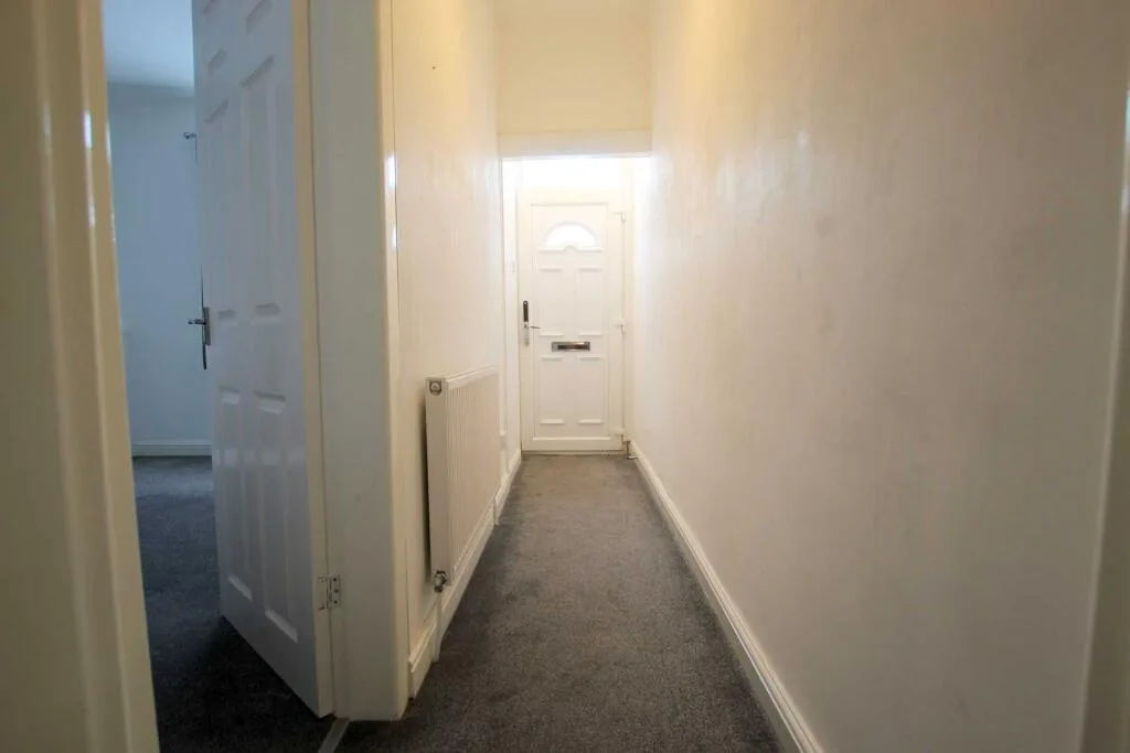 2 bedroom end of terrace house for rent