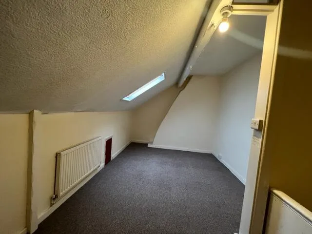 2 bedroom terraced house for rent