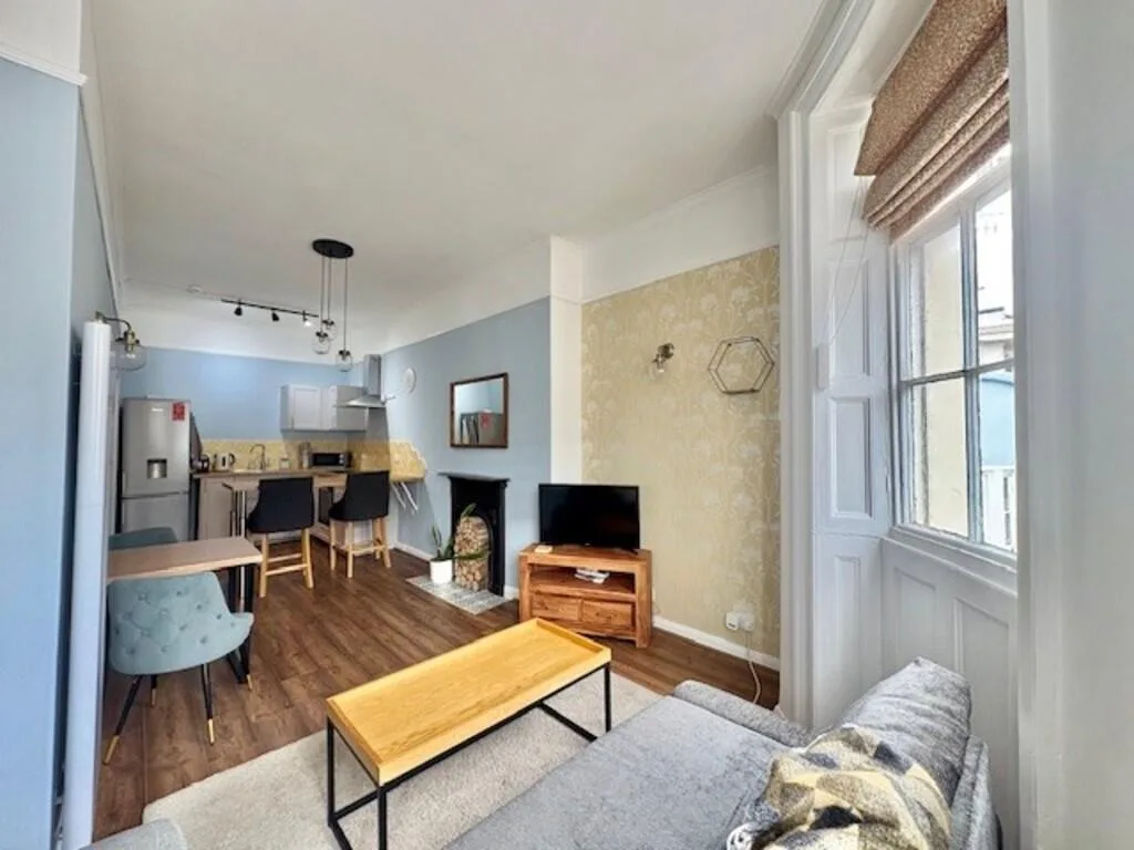 1 bedroom apartment for rent