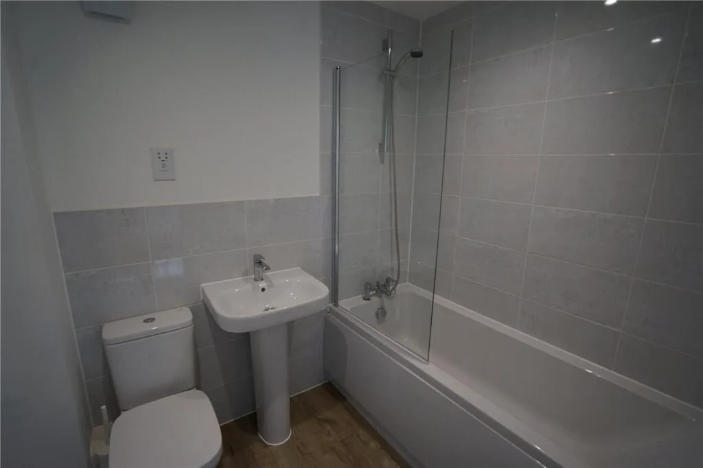 1 bedroom detached house for rent