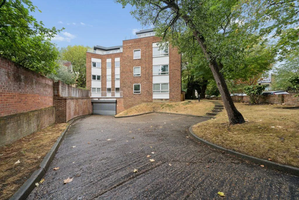2 bedroom flat for rent