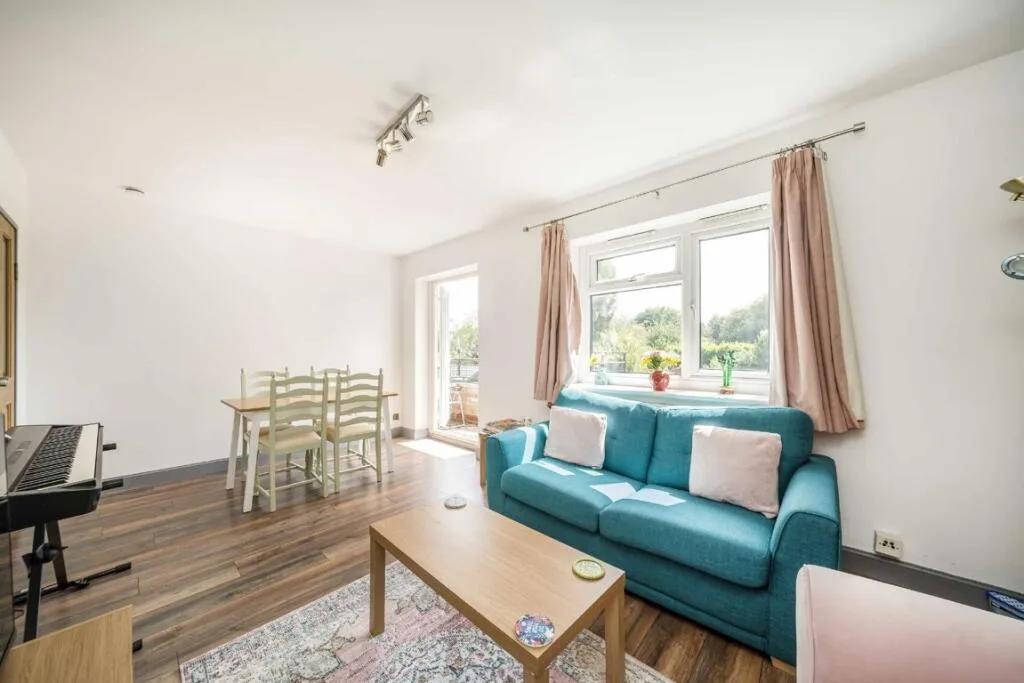 2 bedroom flat for rent