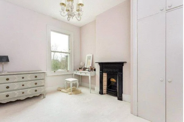 4 bedroom terraced house for rent
