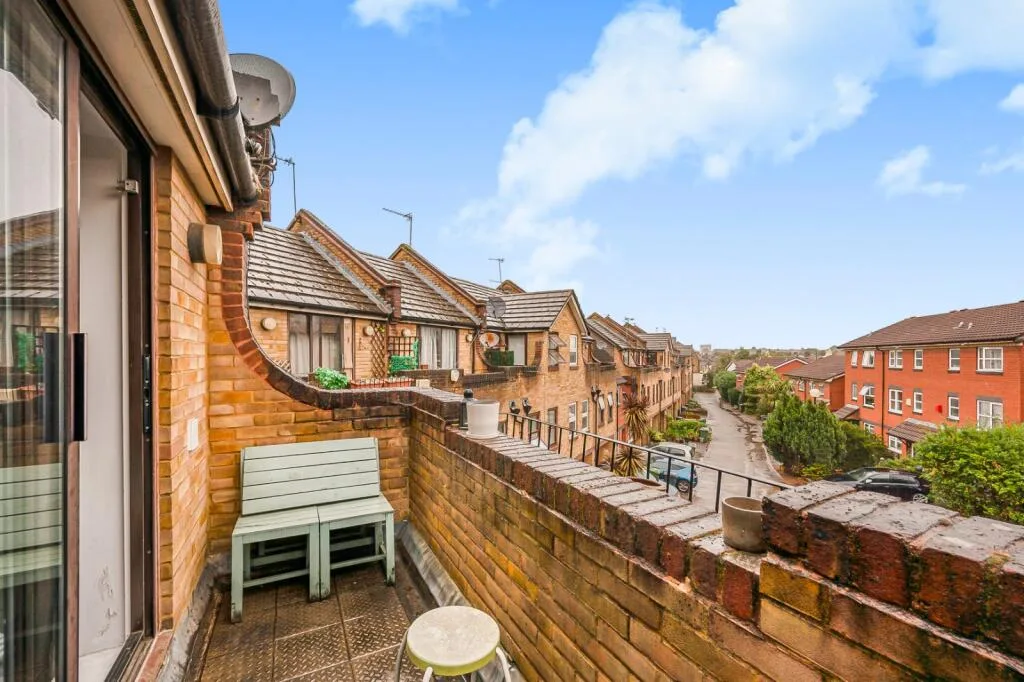 2 bedroom terraced house for rent