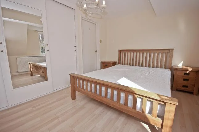 2 bedroom end of terrace house for rent
