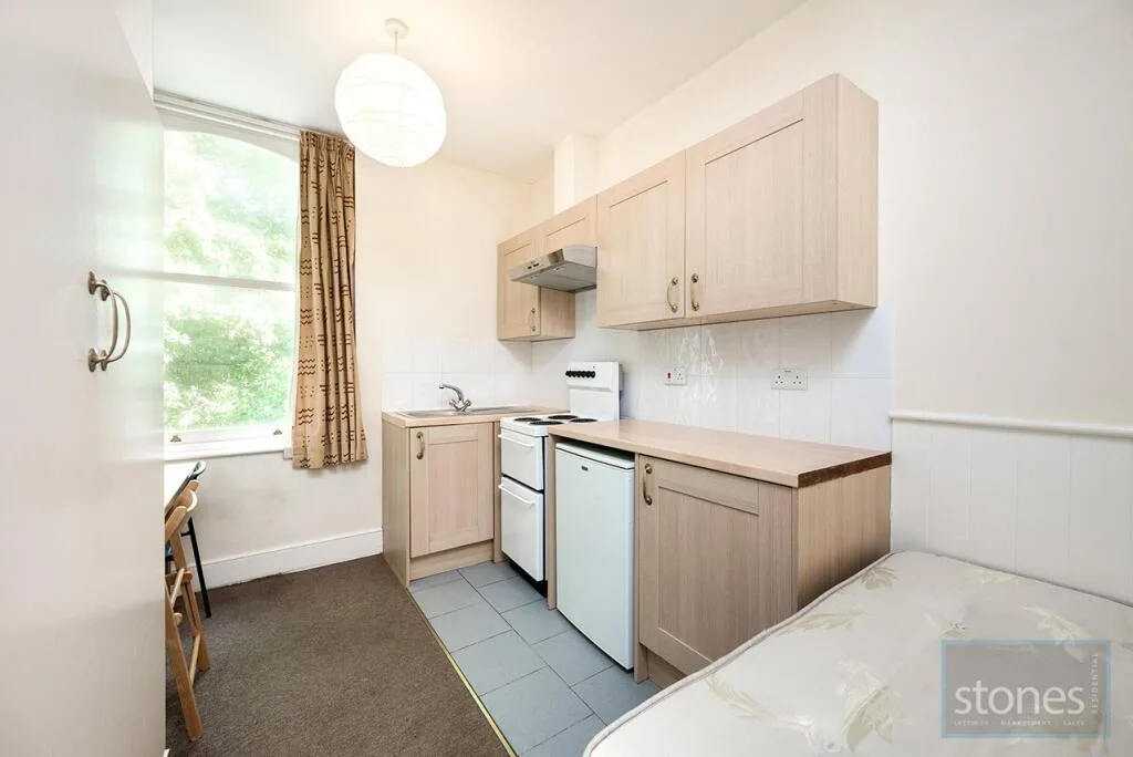 Studio apartment for rent