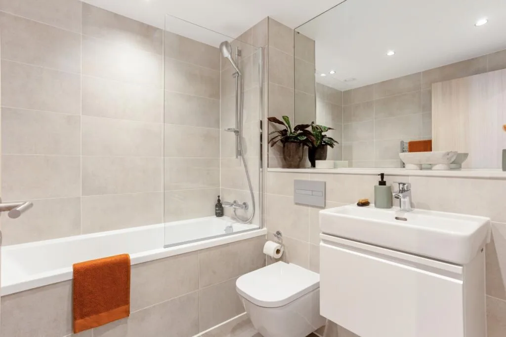 3 bedroom flat for rent