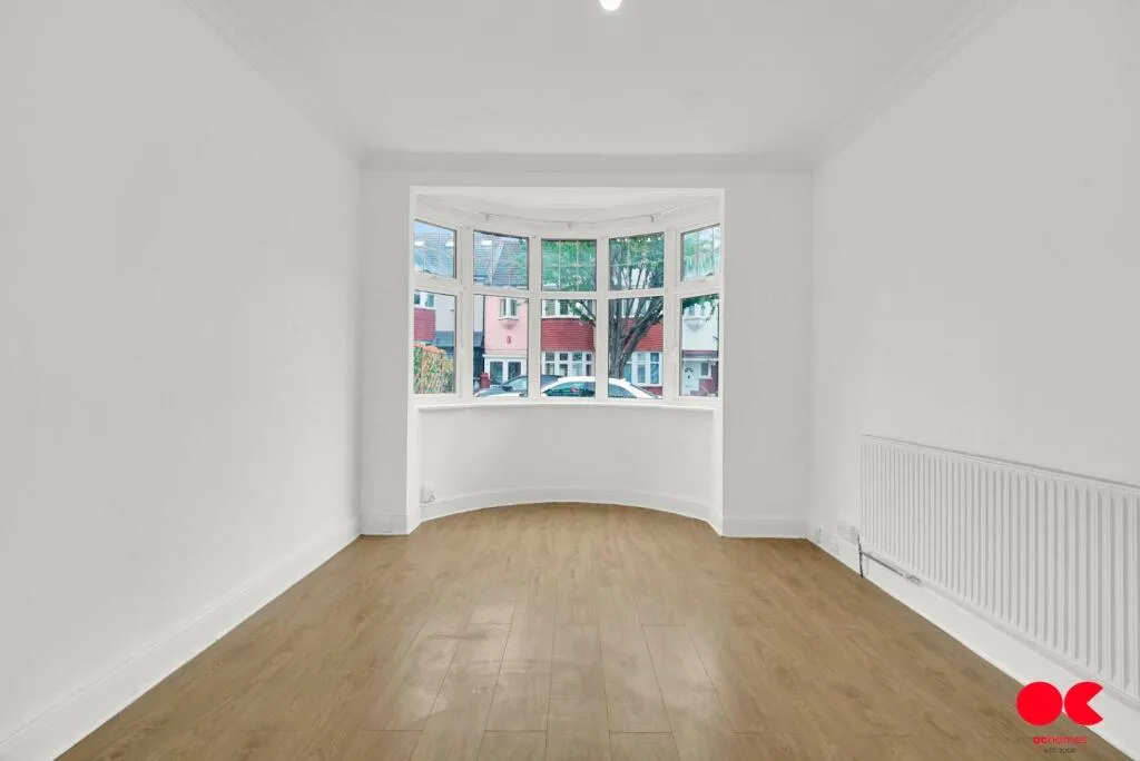 5 bedroom terraced house for rent