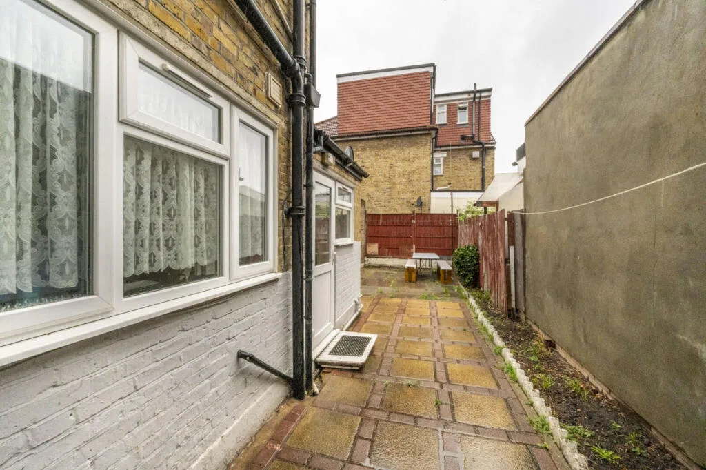 4 bedroom terraced house for rent