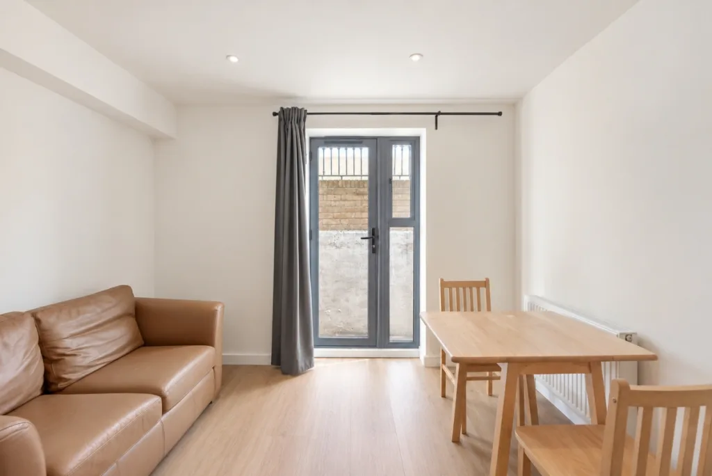 1 bedroom flat for rent